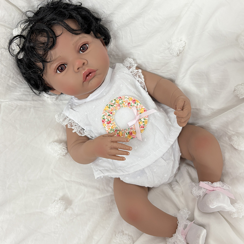 19inch Meadow Dark Skin Full V - Baby Products For Skin recension och pris
